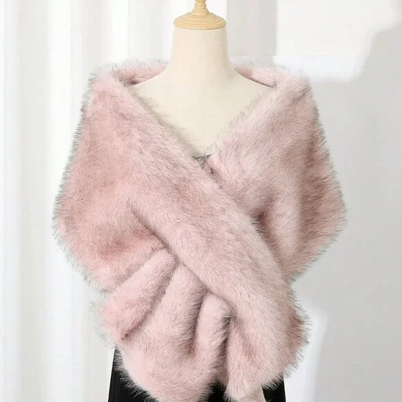 more colors: Casual Women's Faux fur Shawl Collar Wrap - Picture 4 of 13